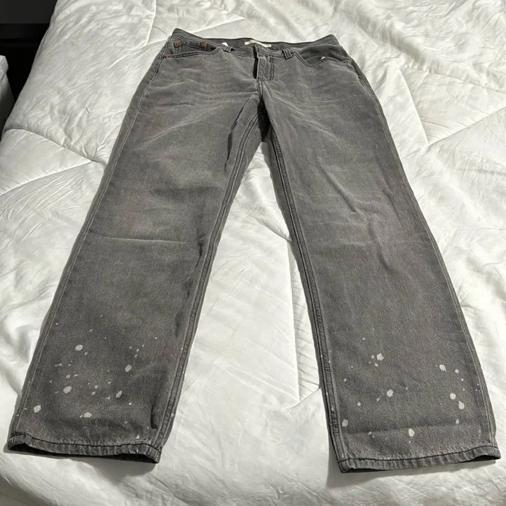 NWOT Levi’s Low Pro Women’s Jeans - Worn In Light Gray 29